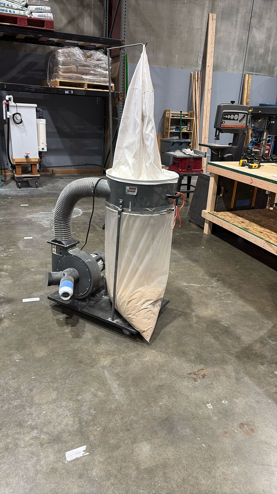 Central Machinery Dust Collector