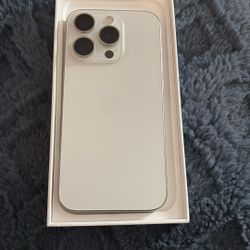 iPhone 15 Pro 256 GB