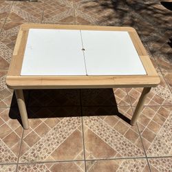 Mesa Pequeña Para Niños