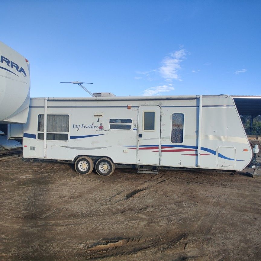 2007 Keystone Jay feather