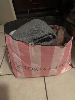 Girl clothes