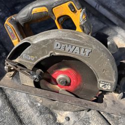 Dewalt 7 1/4 Flexvolt Skill Saw 