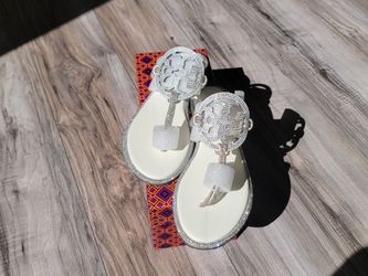 Tory burch sandals