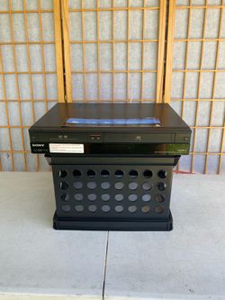 Like New Sony RDR- VX560 Cassette/DVD Recorder Player