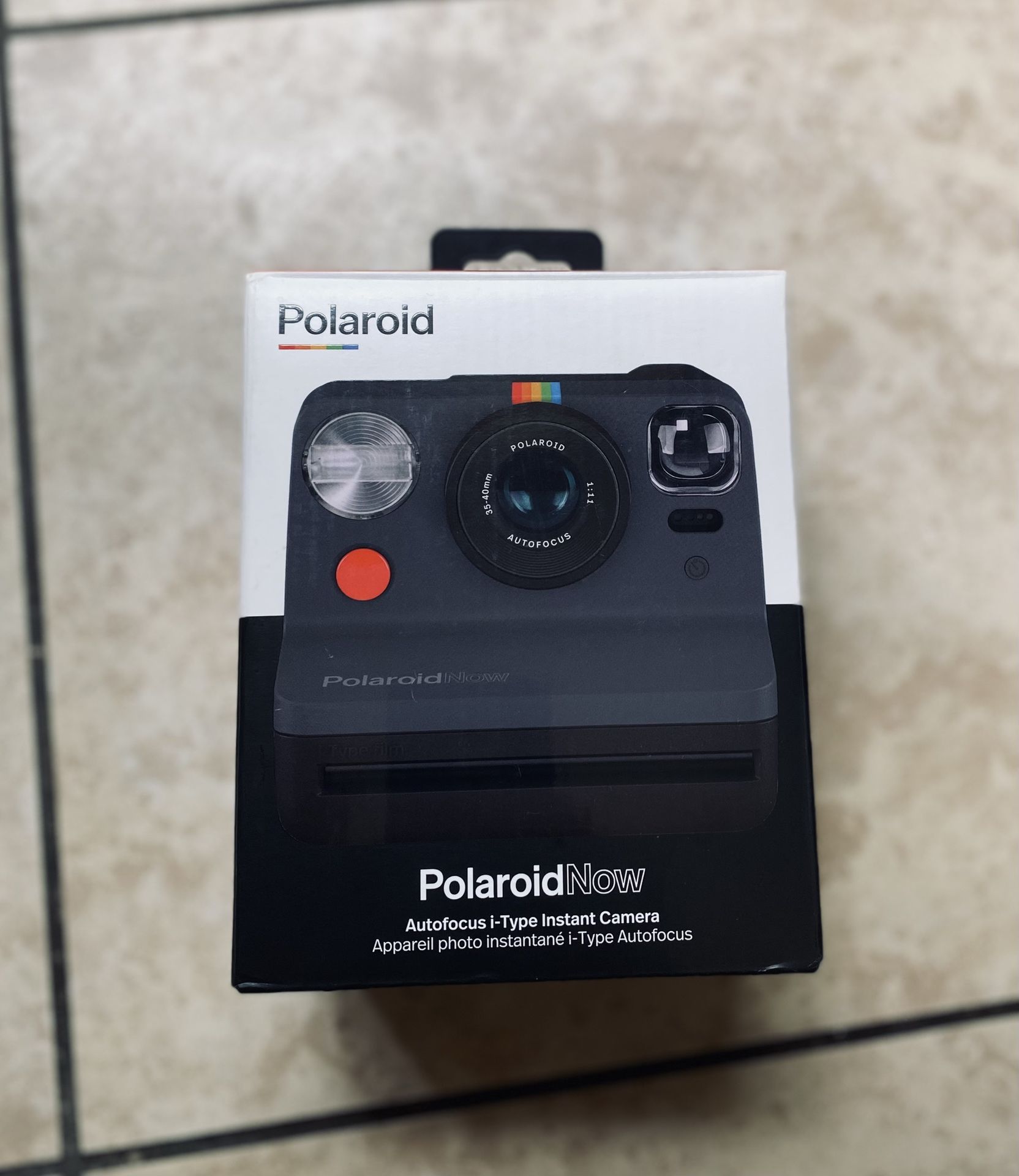 PolaroidNOW Autofocus i -Type instant camera