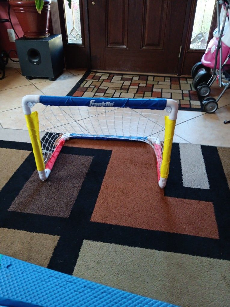 Soccer Net W Ball