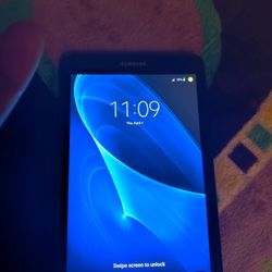 Samsung Tab E 16gb. Screen Size=8.4