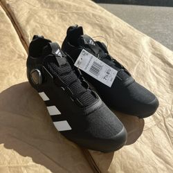 ADIDAS The Road Shoe BOA
