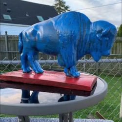 Bill’s Themed Buffalo Statue