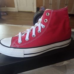 Red Converse - Woman's Size U (NEW)