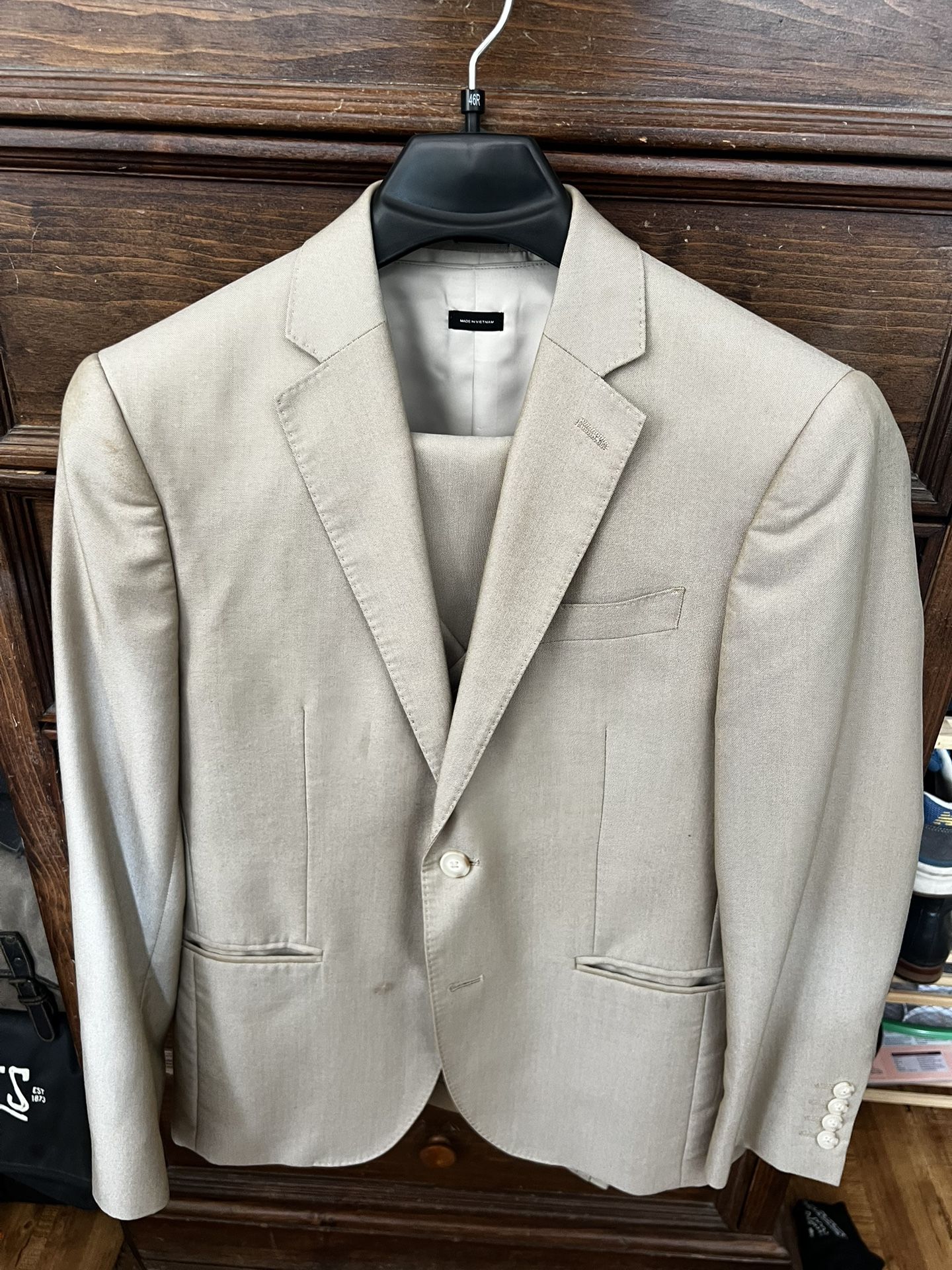 J. Ferrar 3 Piece Suit Slim Fit