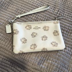 New Coach Floral Wristlet 