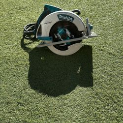 Makita Circular Saw 5007MG