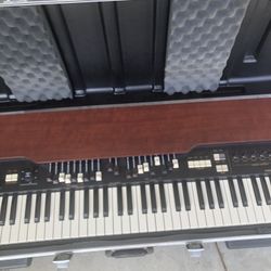 Hammond XK3c with hard case and pedal that controls Leslie effect. In Excellent Condition 