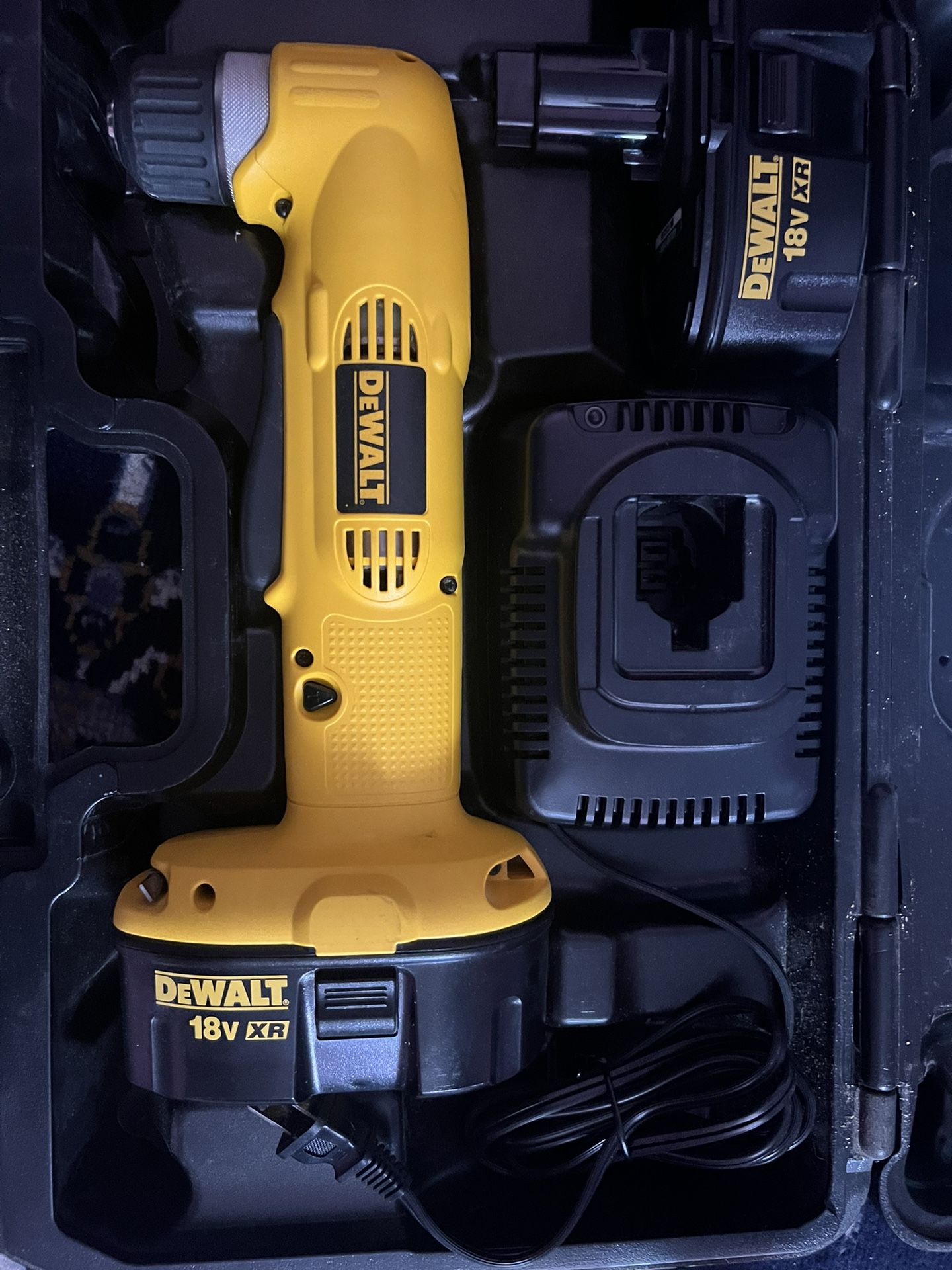 Dewalt Right Angel Drill