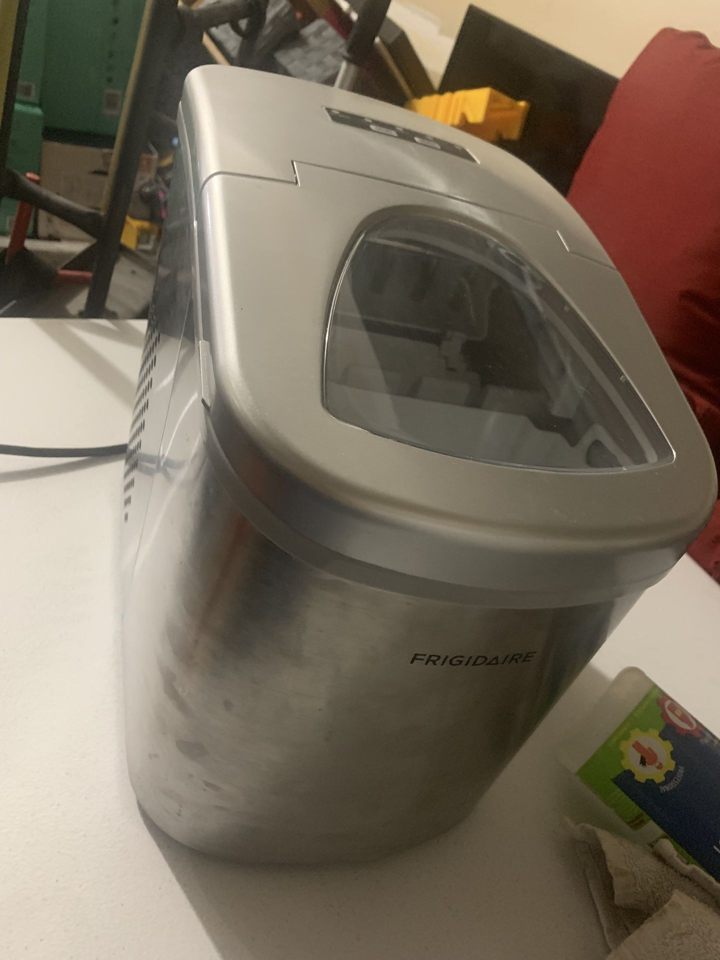 Frigidaire Countertop Ice Maker