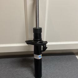 Bilstein Front Struts (Pair) – Excellent Condition – VW Passat Fitment