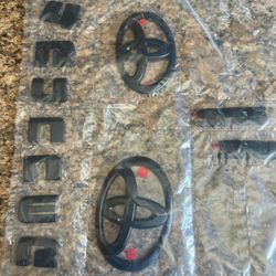 2015-2018 Southeast Toyota 4Runner Black Overlay Bundle Kit 00016-89016