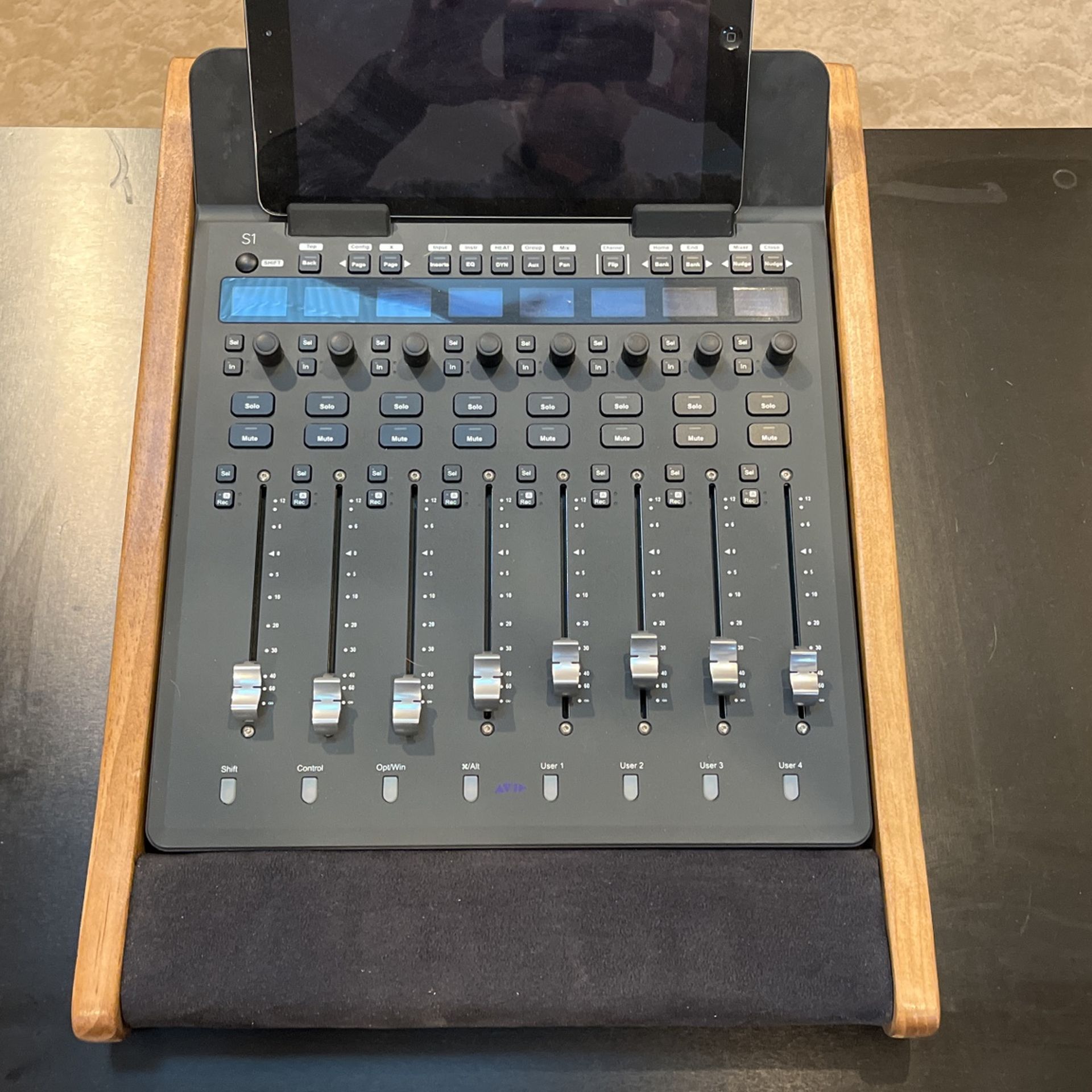 Avid S1 コントロールサーフェス Pro Tools Avid Technology S1