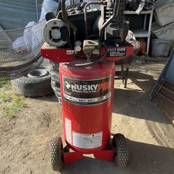 Husky Compressor, 135PSI, 25 Gallon