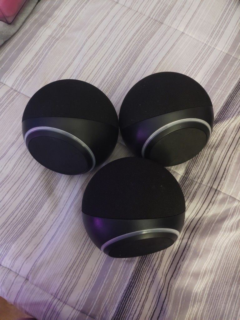 Biconic Bluetooth Speakers