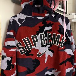 Supreme Nike Arc Corduroy Hooded Jacket 