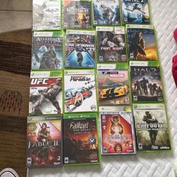 Xbox 360, 3 Controllers, 16 Games