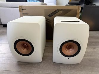 KEF LS50 Wireless II Bookshelf Speakers
