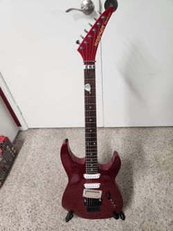 1986 Kramer Focus 6000 with Hardshell case, gotoh tremolo, locking gotoh tuners, strap locks