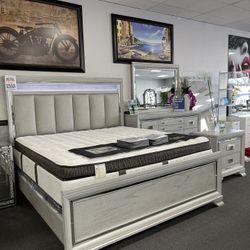 4PC Gray King Bedroom Set
