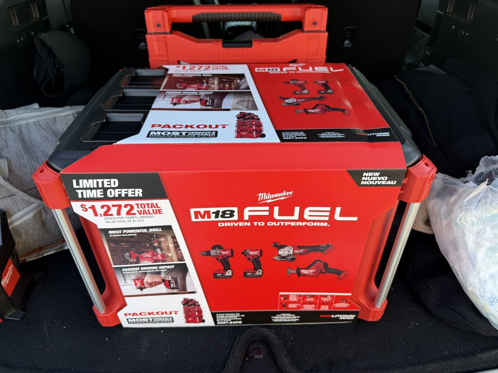 Milwaukee M18 FUEL Cordless Combo Kit w/ Batteries , Charger, & PACKOUT Tool Box