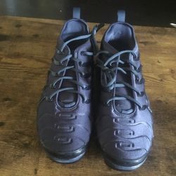 New Men’s Nike Air Vapormax Plus size 12 (Navy Blue)