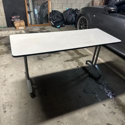 Heavy Duty Folding Desk 2x5