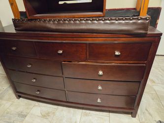 American Drew Dresser