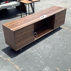 Like-new TV council Center Entertainment Storage 