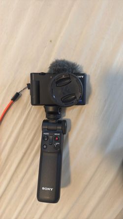 Sony ZV-1F Vlog Camera | Official Sony USA Partner Model | 4K Video 20.1MP for Content Creators
