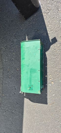 Metal Mailbox 📬