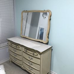 Vintage Bed Set