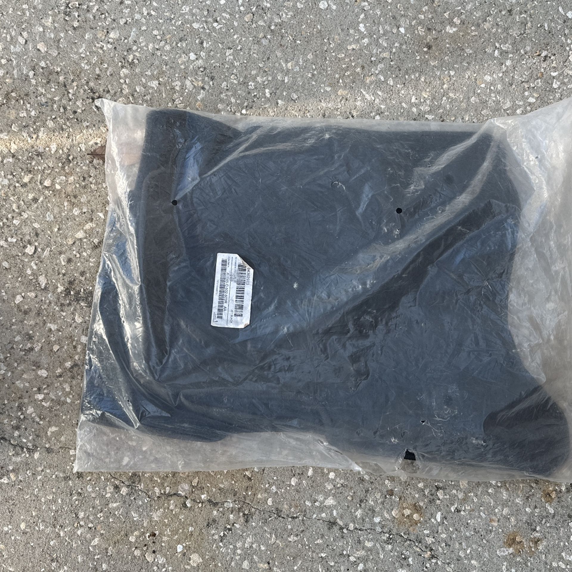 GM Truck Carpet Mats Front & Back New In Package Jet Black 