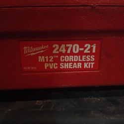 M12  Cordless PVC Shear Kit 