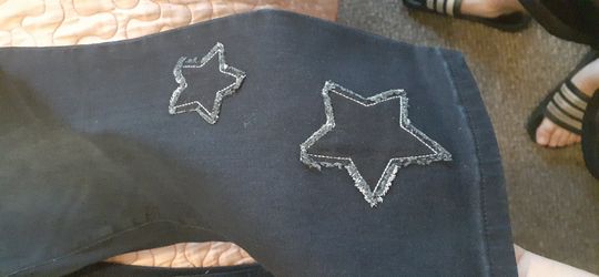 DG2 Designer Jean's Embelished With Stars Virtual Streach Dark Indago Brand New Size 6