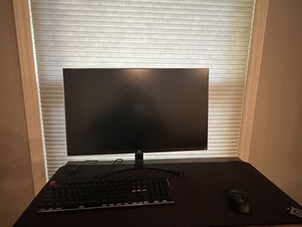 LG 27UD68-P 27-Inch 4K UHD IPS Monitor with FreeSync