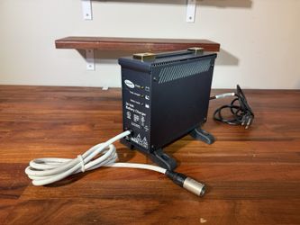 Invacare 24 Volt 8 Amp Battery Charger BAT-GC0811 Power Wheelchair Charger