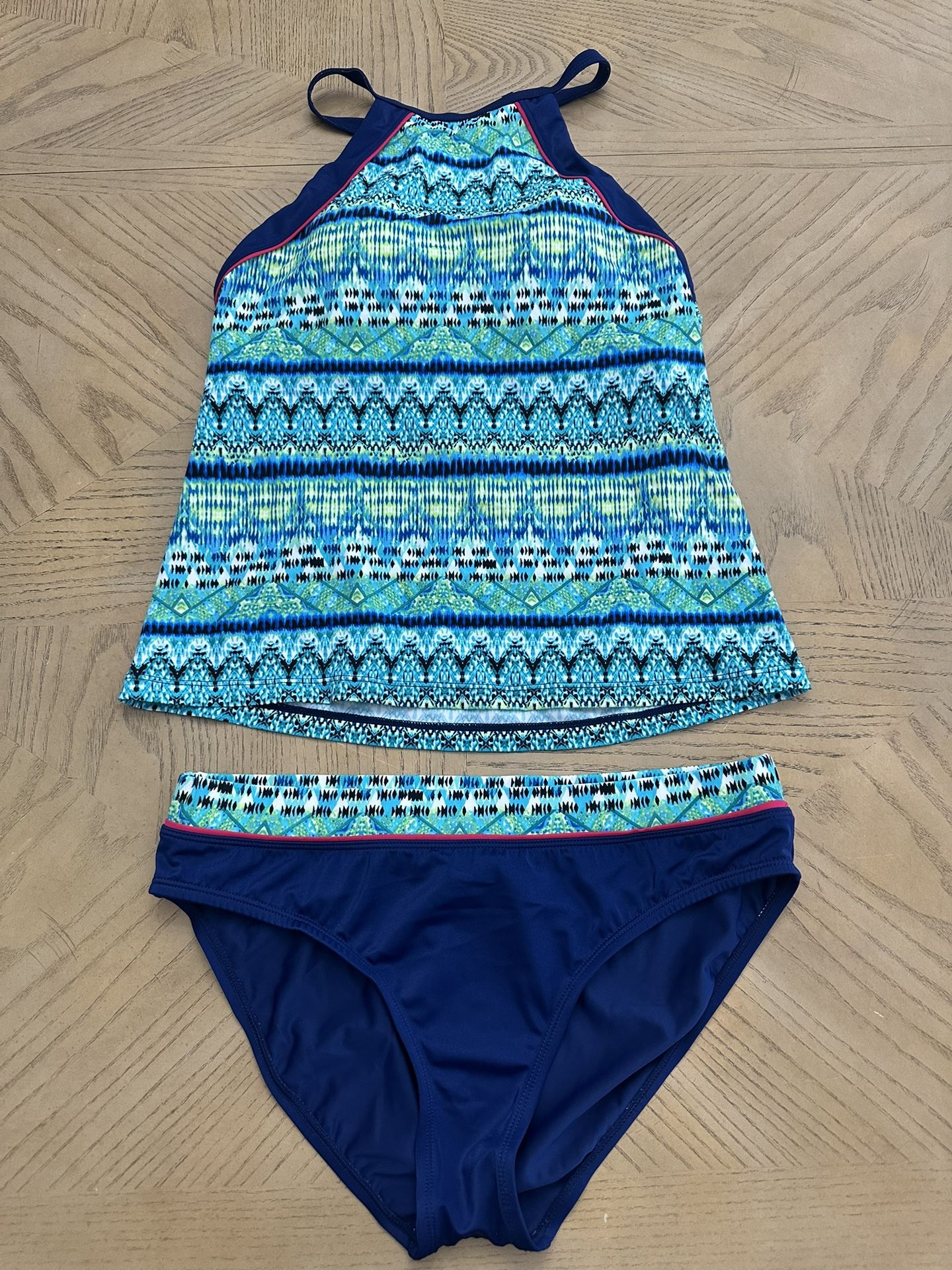Southpoint Halter Racerback Tankini Bathing Suit Top size 12/large
