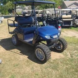 Lifted Ezgo electric golfcart