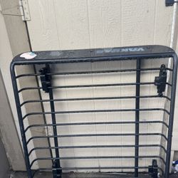 Yakima Cross Bars And Roof Rack 