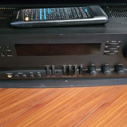 Harmon Kardon AVR II Receiver Mint Condition