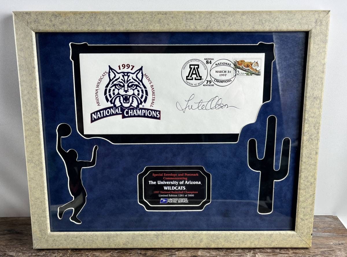 1997 University of Arizona Basketball Champions plaque signed by Lute Olson