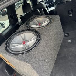 Kicker Subwoofer With Amp I Deliver 