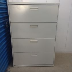 Metal File Cabinet With Key Letter Or Legal Size 